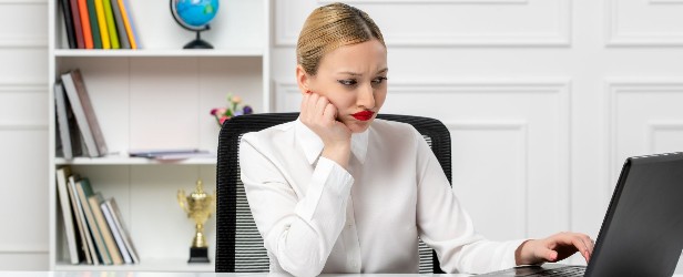 Можно ли ознакомить работников с результатами спецоценки в электронном виде?